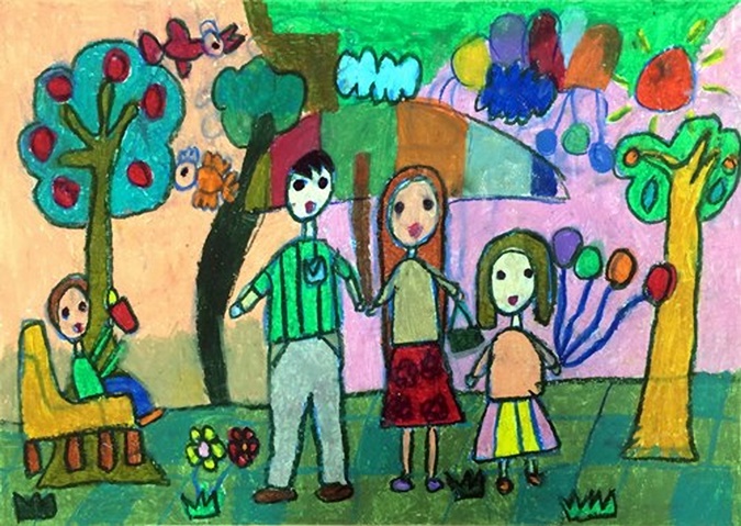 vẽ tranh đề tài sinh hoạt gia đình hạnh phúc